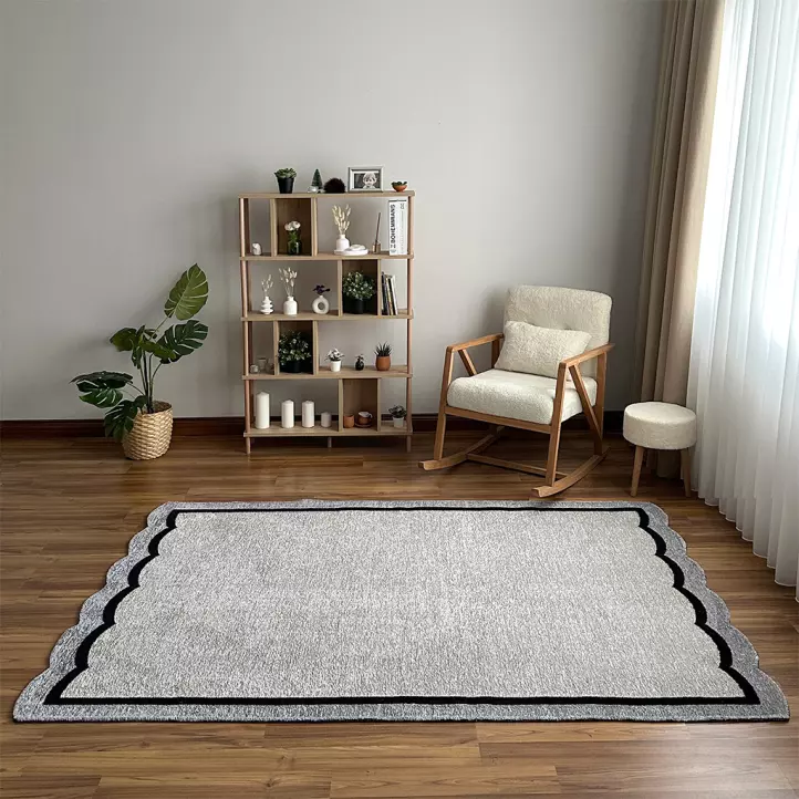 Untitled-2_0003_IMG_3928 2.webp